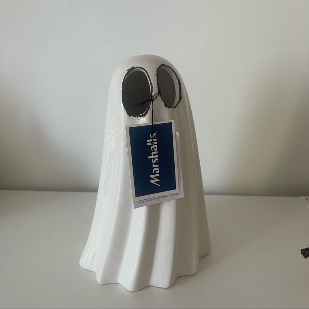 Brand New Ceramic Light up White Ghost